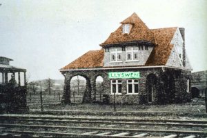 Llyswen Station